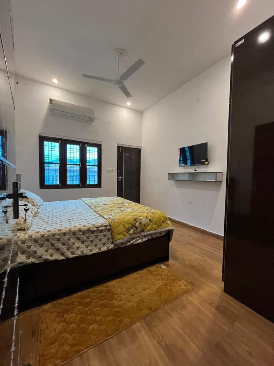 Bedroom 2 — Deluxe Room